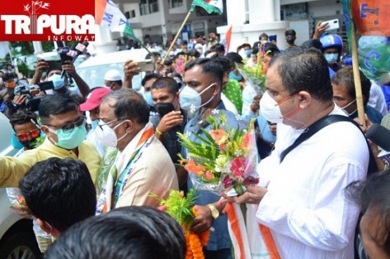 I-PAC Members' House Arrest in Tripura : Trinamool Heavyweight Leaders Arrived in State to Rescue I-PAC members I-PAC Members' House Arrest in Tripura : Trinamool Heavyweight Leaders Arrived in State to Rescue I-PAC members